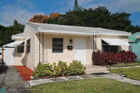 2735 Adams St, Hollywood, FL 33020