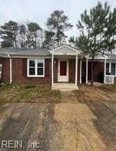 738 Wickfrod Drive, Chesapeake, VA 23320