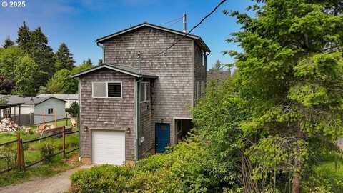 101 S Quadrant ST, Rockaway Beach, OR 97136