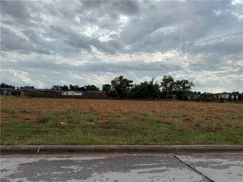 Winsted LN, Bentonville, AR 72712