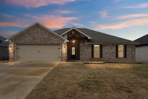 16 Clover Ridge Drive, Vilonia, AR 72173