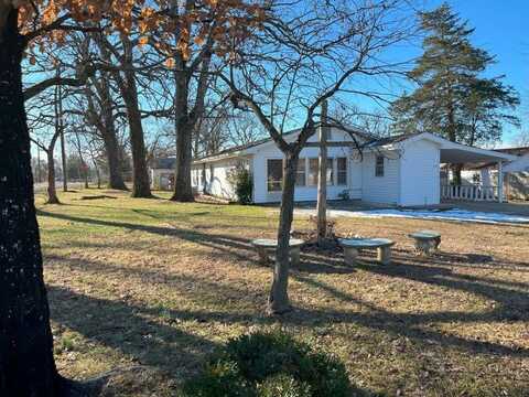 424 E 7th Street, Mountain Home, AR 72653