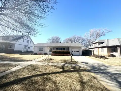 828 S 3rd Street, Albion, NE 68601