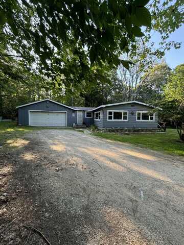 29574 E BACKAMOE RD, DRUMMOND ISLAND, MI 49726