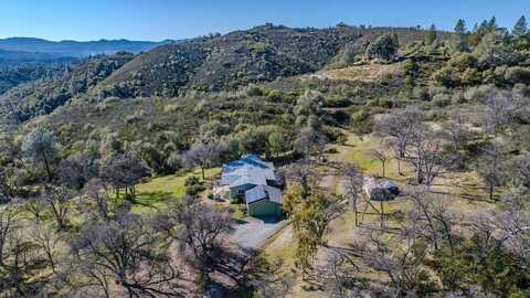 7402 Old Miners Way, Mountain Ranch, CA 95246