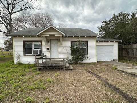 207 N Oneal Avenue, Sinton, TX 78387