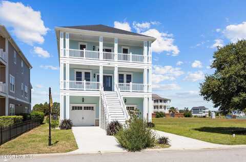 758 Cannonsgate Drive, Newport, NC 28570