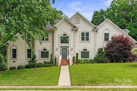 430 43rd Avenue NW, Hickory, NC 28601