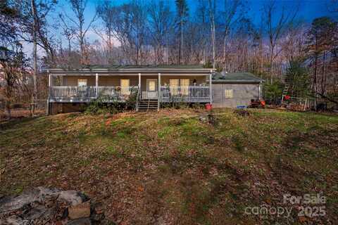 115 W Huckleberry Road, Hendersonville, NC 28792