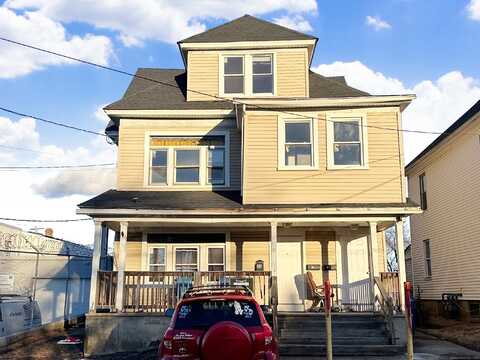 32 Wakeman Street, Bridgeport, CT 06605