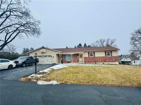 5560 Fairway Drive North, Exeter Township, PA 19606