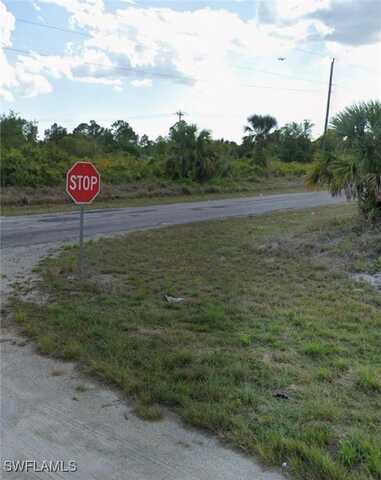 520 Montclair Avenue S, Lehigh Acres, FL 33974