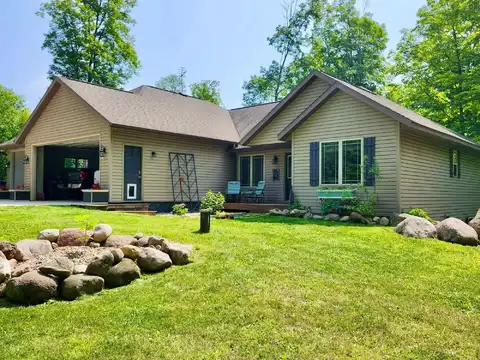 W11165 BEAR LAKE RD W, Antigo, WI 54409