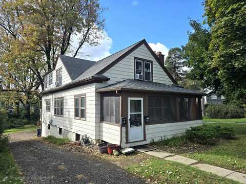 1719 Jackson Road, Ann Arbor, MI 48103