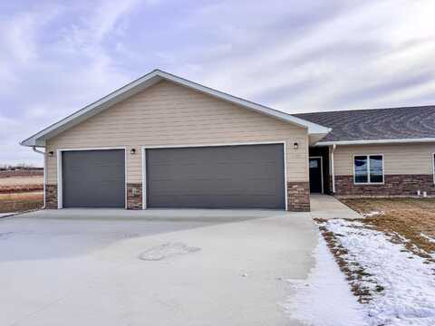 1126 Lampe Ct, Huron, SD 57350