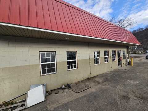 120 S Main Street, Evarts, KY 40828