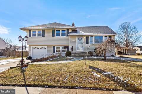 3554 SWIFTWATER LN, BROOKHAVEN, PA 19015