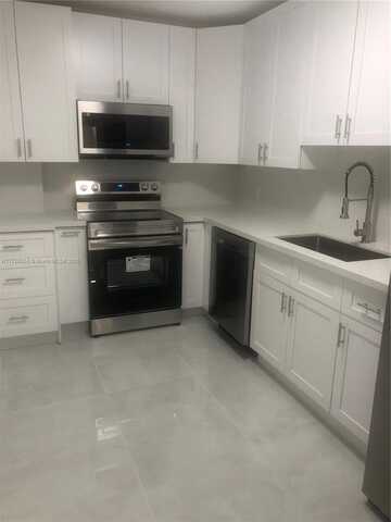 10185 Collins Ave, Bal Harbour, FL 33154