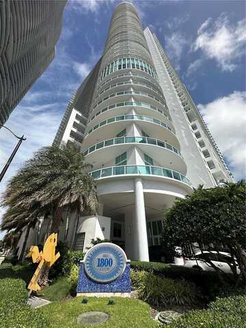 1800 N Bayshore Drive, Miami, FL 33132