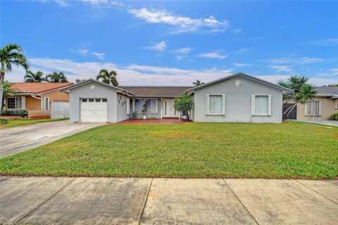 19942 NW 62nd Ct, Hialeah, FL 33015