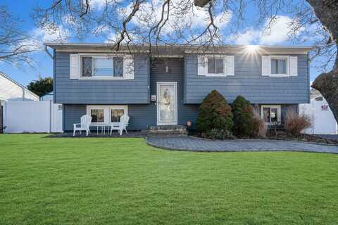 300 Neptune Avenue, West Babylon, NY 11704