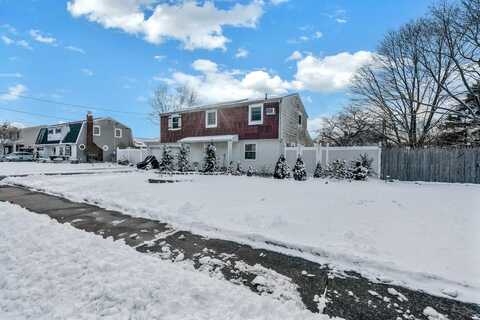 10 Bear Street, Selden, NY 11784