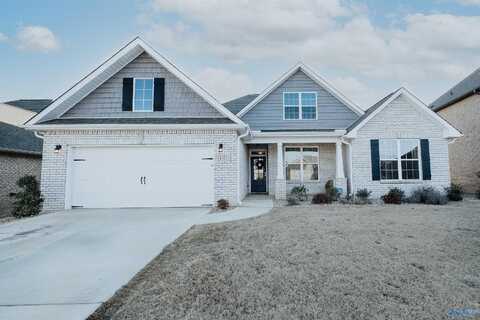 11011 NW Oakway Circle NW, Madison, AL 35757