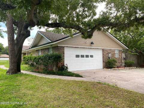 538 BLUE GRASS Court, Orange Park, FL 32073