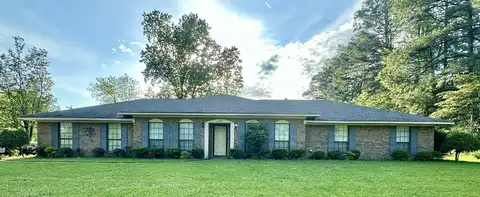 229 Reynard Dr., Tupelo, MS 38801