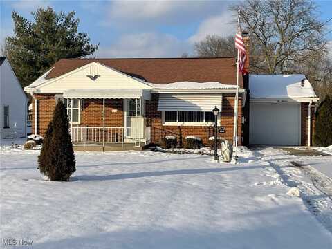 216 Forest Park Drive, Boardman, OH 44512