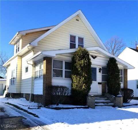 894 E 239th Street, Euclid, OH 44123