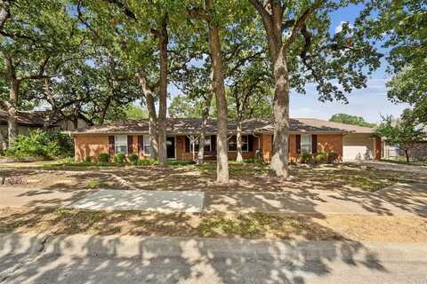 3700 Perkins Road, Arlington, TX 76016