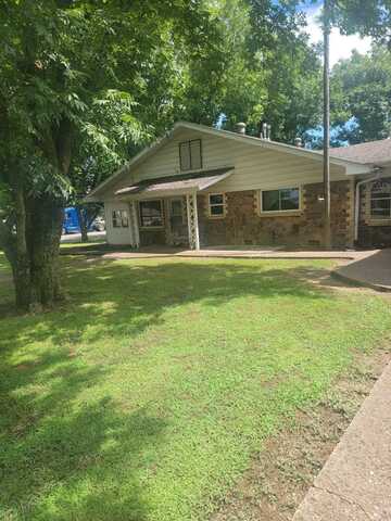 108 N Park Ave, Scranton, AR 72863