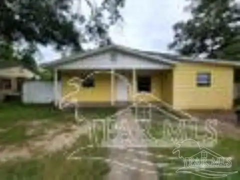 2926 Rhythm St, Pensacola, FL 32505