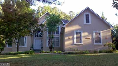 190 Oakwood Lakes Drive, Hampton, GA 30228