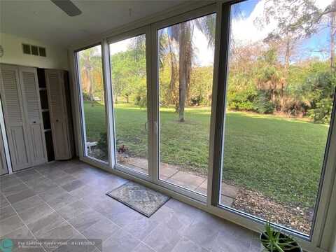 1060 Oakridge F, Deerfield Beach, FL 33442