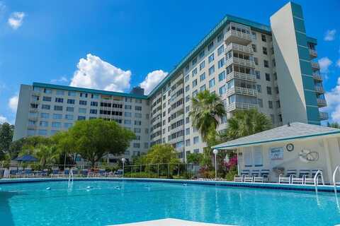 4330 Hillcrest Dr, Hollywood, FL 33021