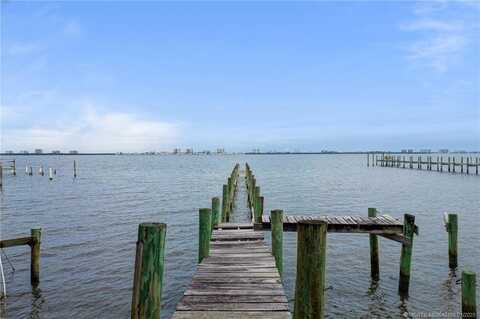 13179 S Indian River Drive, Jensen Beach, FL 34957