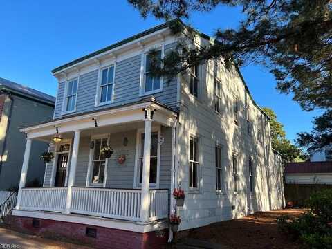 409 Glasgow Street, Portsmouth, VA 23704