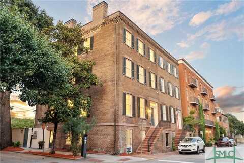 304 E State Street, Savannah, GA 31401