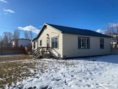 400 S 7th Street, Challis, ID 83226