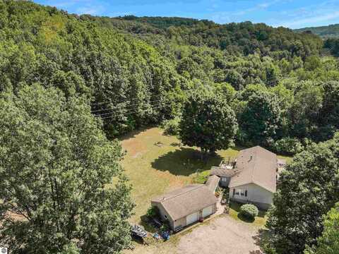 2946 River Road, Frankfort, MI 49635