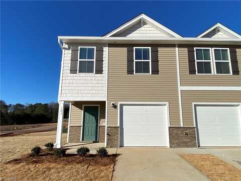 103 Knob Lane, Advance, NC 27006