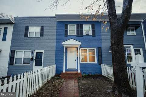 138 DALE STREET, ALEXANDRIA, VA 22305