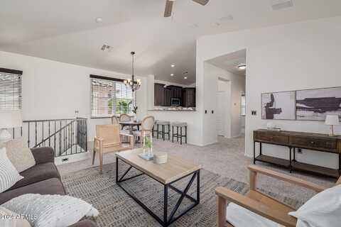 2127 E HUNTINGTON Drive, Phoenix, AZ 85040