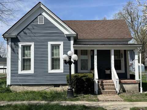 715 W OAK ST, Mitchell, IN 47446