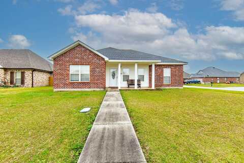 132 Cane Break Dr, Thibodaux, LA 70301