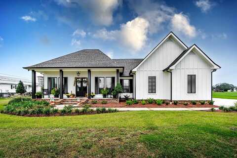 2811 Bayou Blue Rd, Houma, LA 70364