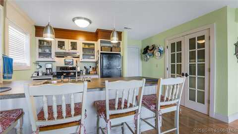 2500 Bay Point Village Lane, Osage Beach, MO 65065