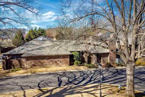 9 Riverbend Circle, Little Rock, AR 72202